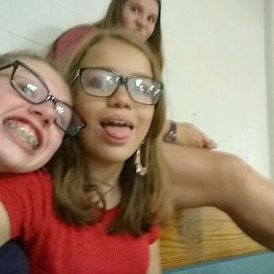 Meet your Posher, Lillian